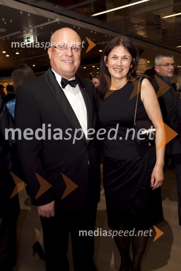 Iztok Klančnik, direktor HP Slovenija; Maja KlančnikManagerski koncert 2013