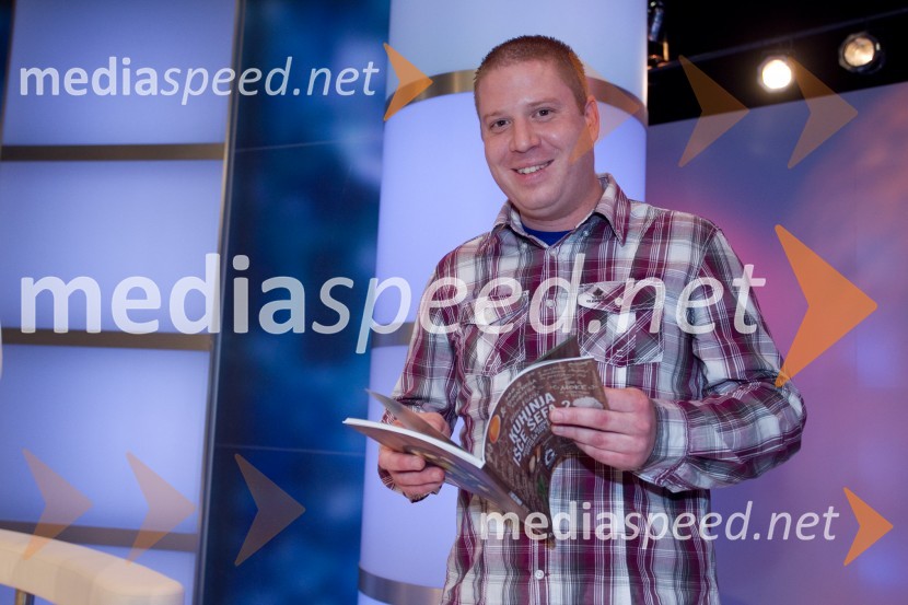 Saša PeltekovskiTomaž Škvarč Lisjak je zmagovalec šova Gostilna išče šefa!