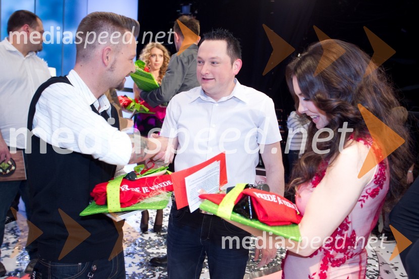 Bine Volčič, kuhar; Fredi Kranjec; Lili Žagar, voditeljicaTomaž Škvarč Lisjak je zmagovalec šova Gostilna išče šefa!