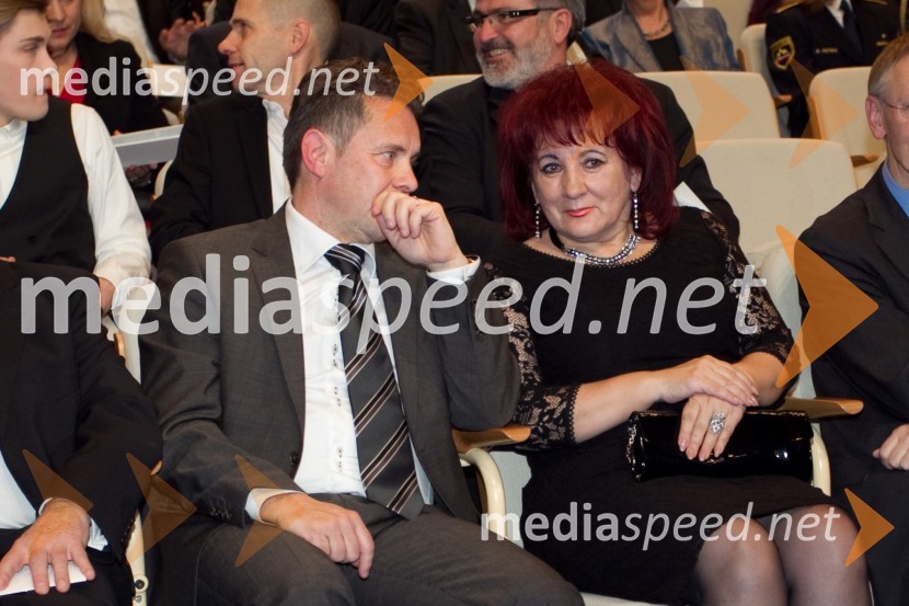 Tomaž vesel, predsednik Računskega sodišča; Vlasta Nussdorfer, varuhinja človekovih pravicDržavna proslava ob dnevu samostojnosti in enotnosti 2013