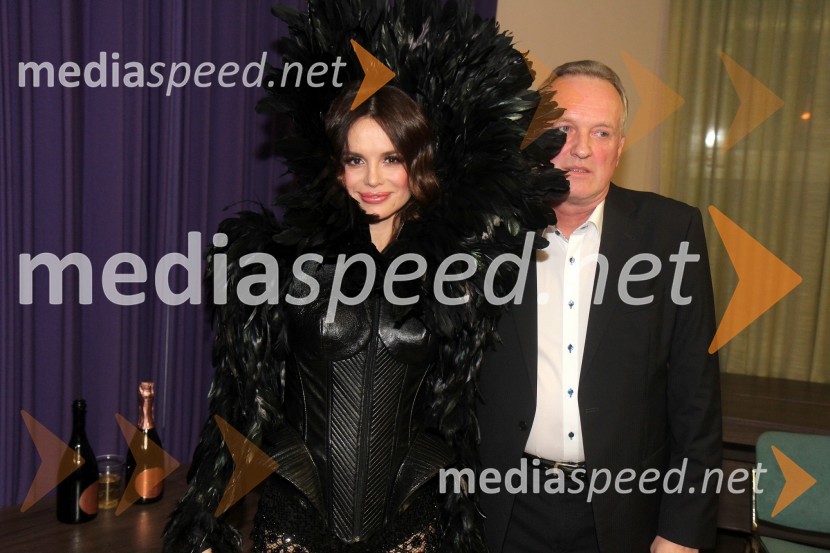 Severina, pevka;&nbsp;Tone Knez, direktor zavoda Športni objekti MariborSeverina, zaključek turneje Dobrodošao u klub 2013