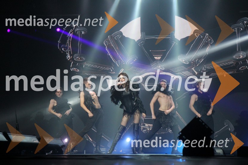 Severina, pevka; MaestroSeverina, zaključek turneje Dobrodošao u klub 2013