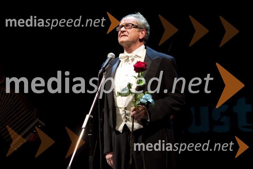 Ivo Ban, igralec90-letnica Štefke Drolc in koncert skupine Čompe