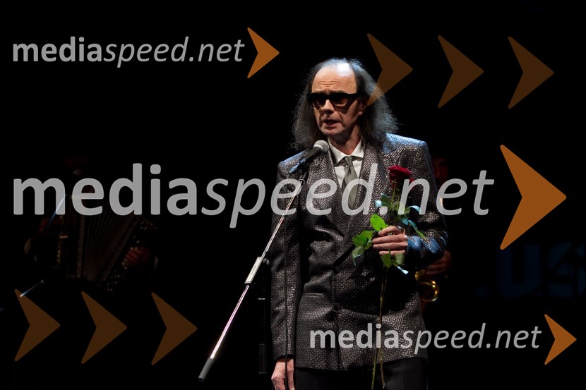 Matija Rozman, igralec90-letnica Štefke Drolc in koncert skupine Čompe