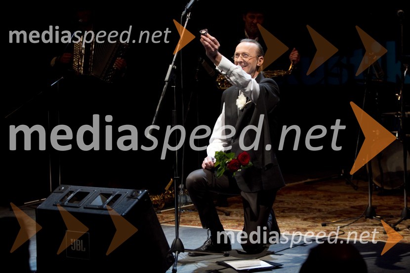 Alojz Svete, igralec90-letnica Štefke Drolc in koncert skupine Čompe