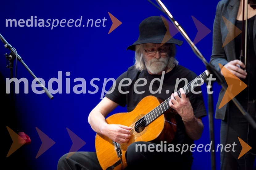 Silvo Zupančič90-letnica Štefke Drolc in koncert skupine Čompe