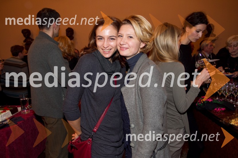 Barbara Medvešček, igralka; Vesna Pernarčič, igralka90-letnica Štefke Drolc in koncert skupine Čompe