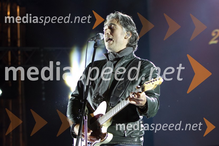 Jan Plestenjak, glasbenikHelena Blagne in Jan Plestenjak, koncert