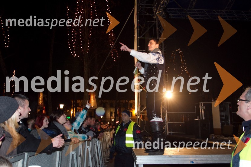 Blaž Švab, pevec skupine ModrijaniModrijani in Rok'n'band, koncert