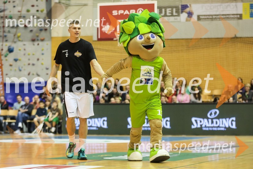 Edo Murić, košarkar;&nbsp;Maskota Eurobasket - LipkoAll Stars v košarki