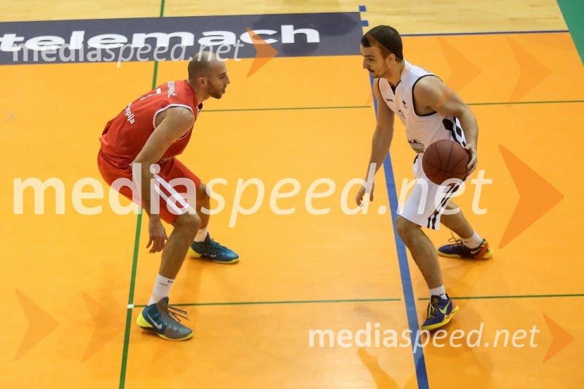 Košarkarska tekma med ekipo Eda Murića in ekipo Nebojše JoksimovičaAll Stars v košarki