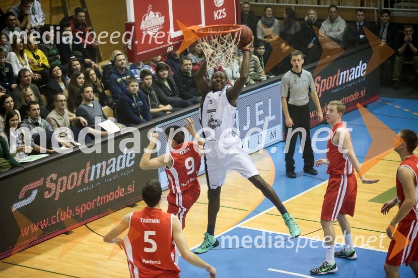 Košarkarska tekma med ekipo Eda Murića in ekipo Nebojše JoksimovičaAll Stars v košarki
