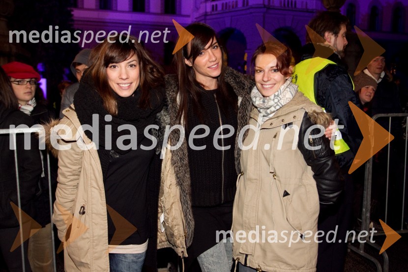 SheDivazGadi in Magazin, koncert