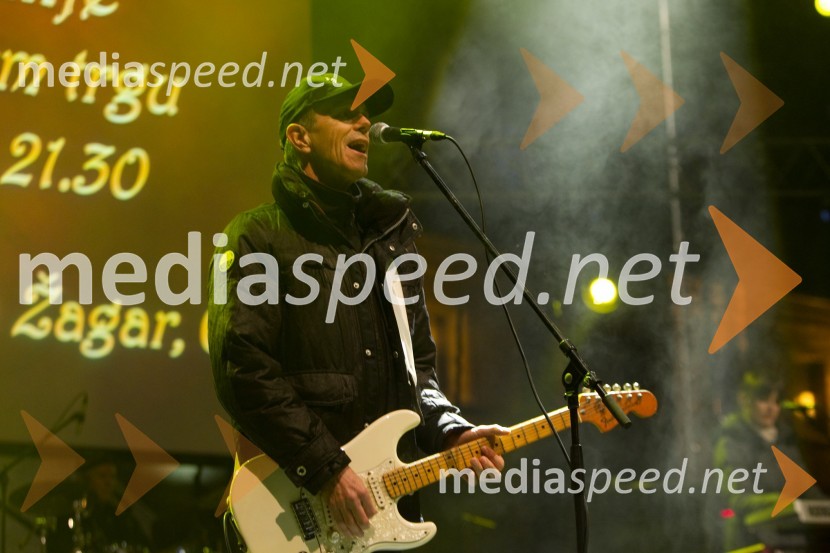 Član skupine MagazinGadi in Magazin, koncert