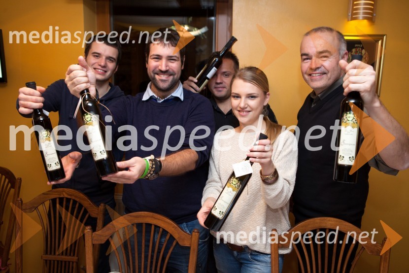 Mitja Florjanc, snemalec; Jure Makovec, fotograf; Sandi Fišer, fotograf; Anja Sever, vizažistka; Goran Blagajac, fotografMediaspeed novoletna zabava