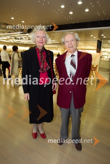 Jasna Neubauer, prevajalka; dr. Henrik Neubauer, režiserLa Cecchina ali Nikogaršnja hči, premiera opere