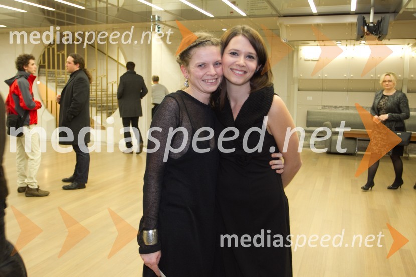 Staša Bračič, dramaturginja; Yulia Roschina, režiserkaLa Cecchina ali Nikogaršnja hči, premiera opere