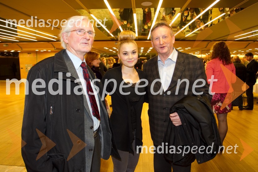 France Stražar; Eva Černe, pevka; Alojz Stražar, režiserLa Cecchina ali Nikogaršnja hči, premiera opere