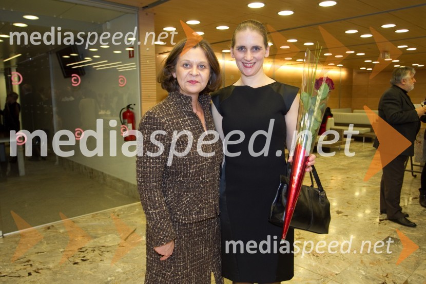 Staša Mihelčič, producentka; Katja Konvalinka, pevkaLa Cecchina ali Nikogaršnja hči, premiera opere