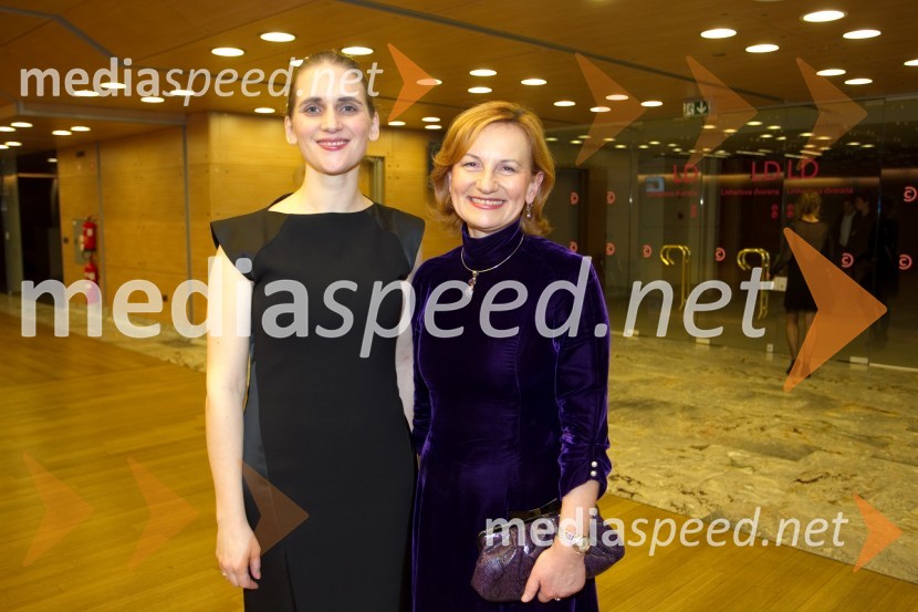 Katja Konvalinka, pevka; Vladka OrsaličLa Cecchina ali Nikogaršnja hči, premiera opere