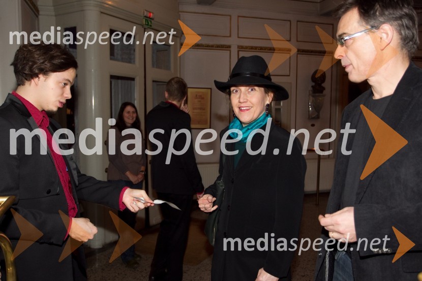 Barbara Hieng Samobor, direktorica MGLNana Milčinski, koncert ob izidu plošče Od tod do vesolja