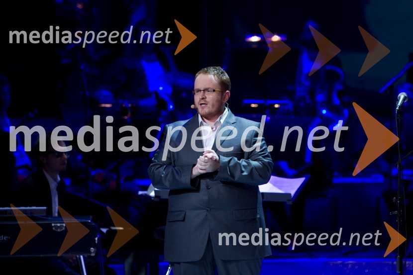 Juš MilčinskiNana Milčinski, koncert ob izidu plošče Od tod do vesolja