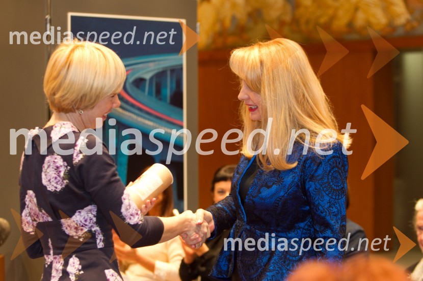 Polonca Komar,&nbsp;podpredsednica DZ; Alja Markovič Čas, nominiranka za Slovenko leta 2013Slovenka leta 2013, sprejem kandidatk v Državnem zboru