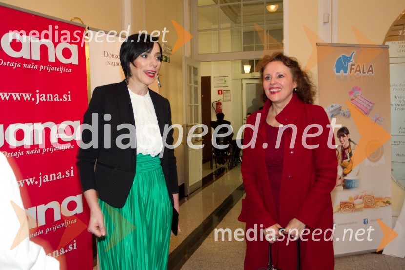 Melita Berzelak, urednica revije Jana; Draga PotočnjakSlovenka leta 2013 je Eugenija Carl