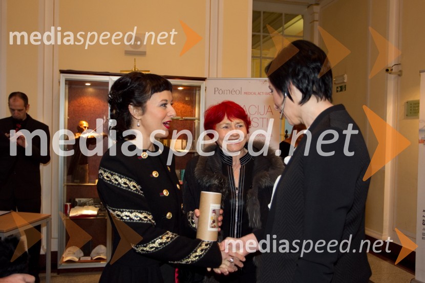 Lara Jankovič, igralka; Mojca Senčar, Europa Donna; Melita Berzelak, urednica revije JanaSlovenka leta 2013 je Eugenija Carl