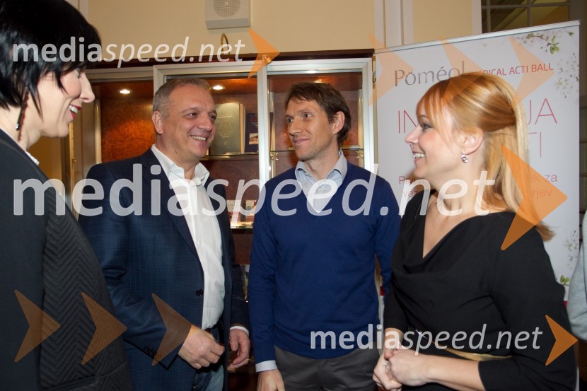 Damjan Damjanovič, direktor Slovenske filharmonije; Gregor Repič, izvršni direktor Skupine Krater; Tanja Škarjot, izvršna urednica uredništev Krater mediaSlovenka leta 2013 je Eugenija Carl