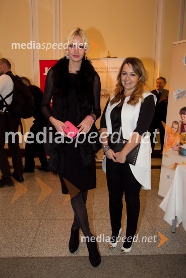 Tjaša Kokalj, novinarka; Katja Klavora, novinarkaSlovenka leta 2013 je Eugenija Carl