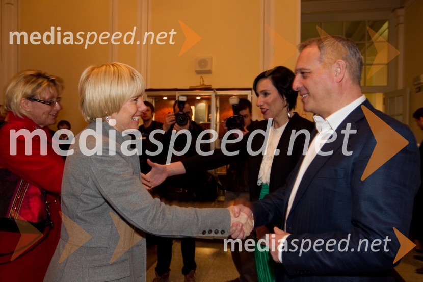 Polonca Komar,&nbsp;podpredsednica DZ; Damjan Damjanovič, direktor Slovenske filharmonijeSlovenka leta 2013 je Eugenija Carl