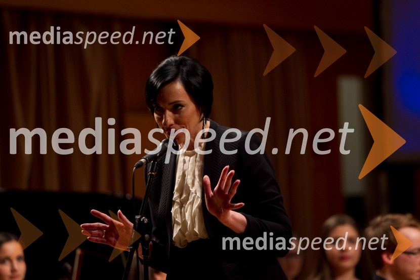 Melita Berzelak, urednica revije JanaSlovenka leta 2013 je Eugenija Carl