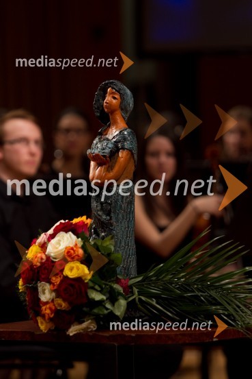 Slovenka leta 2013 je Eugenija Carl