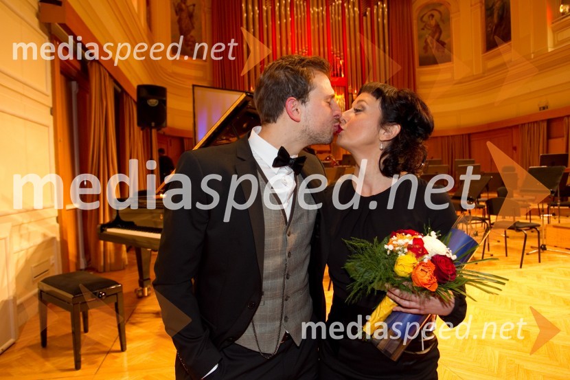 Aljaž Jovanovič, igralec; Lara Jankovič, igralkaSlovenka leta 2013 je Eugenija Carl