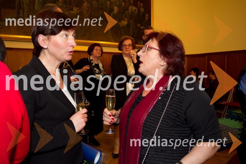 Luigia Negro, nominiranka za Slovenko leta 2013; Sonja Grizila, namestnica urednice revije JaneSlovenka leta 2013 je Eugenija Carl