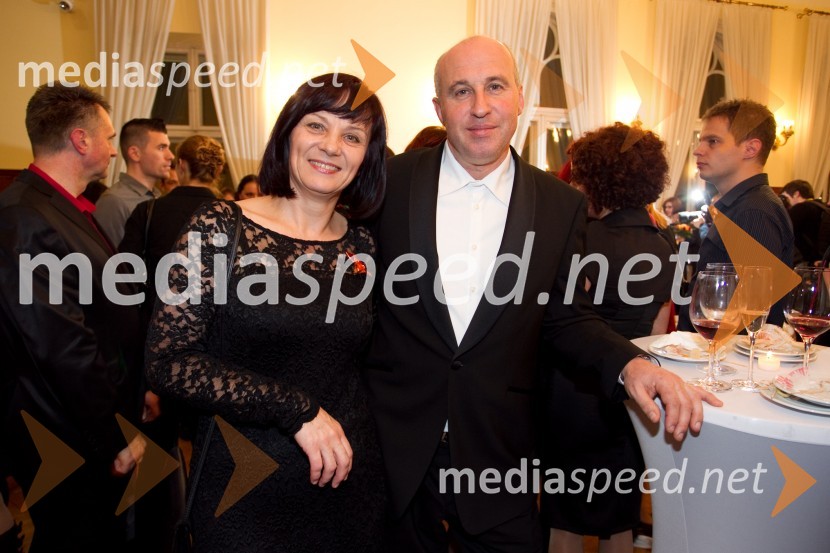 Mirjam Kavčič, Bono pan; Vojko LoberSlovenka leta 2013 je Eugenija Carl