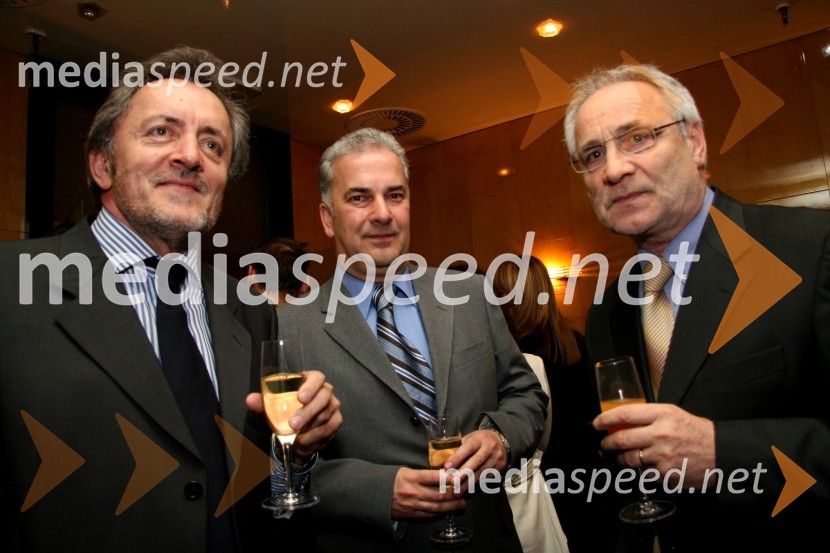 Branko Perović, veleposlanik Črne Gore, Samoil Josif Filipovsky, veleposlanik Makedonije in Ivo Vajgl, svetovalec predsednika državeMaroški večer v restavraciji Maksim