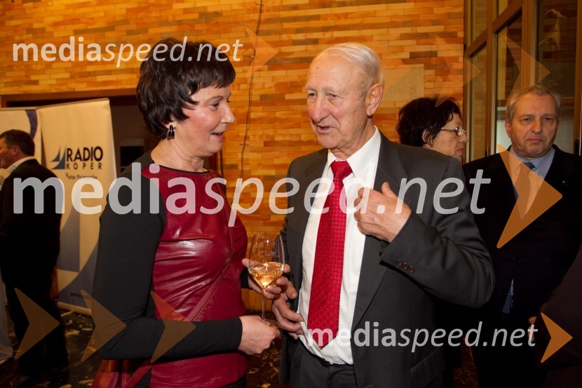 Ingrid Kašca Bucik, novinarka; Vladimir Krpan, predsednik območnega združenja zveze borcev Nova GoricaOsebnosti Primorske 2013 sta Vladimir Krpan in Bogdan Knavs