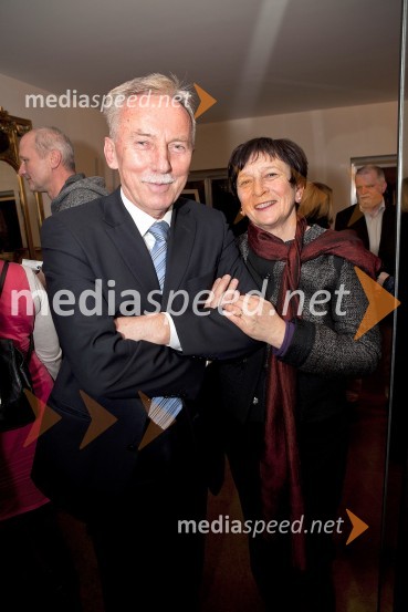 Dr. France Arhar, direktor Združenja bank Slovenije, predsednik nadzornega sveta NLB s soprogo&nbsp;Generalka za generacijo, premiera predstave, Drama Ljubljana