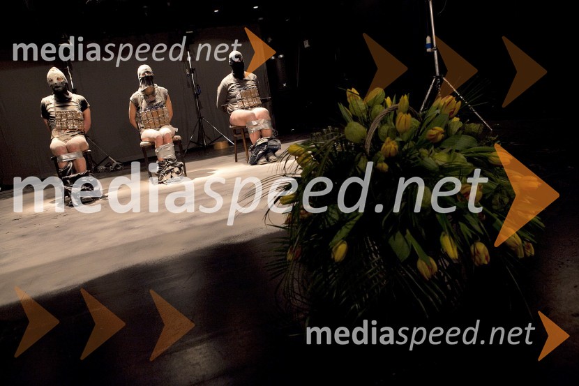 Prizor iz predstaveGeneralka za generacijo, premiera predstave, Drama Ljubljana