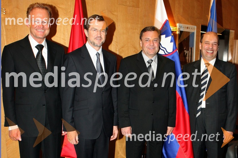 Janez Škrabec, podjetnik, Lojze Peterle, evroposlanec, Zoran Jankovič, župan Ljubljane in Omar Zniber, veleposlanik kraljevine Maroko na DunajuMaroški večer v restavraciji Maksim