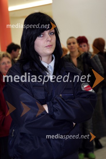 VarnostnicaModna revija v Europarku