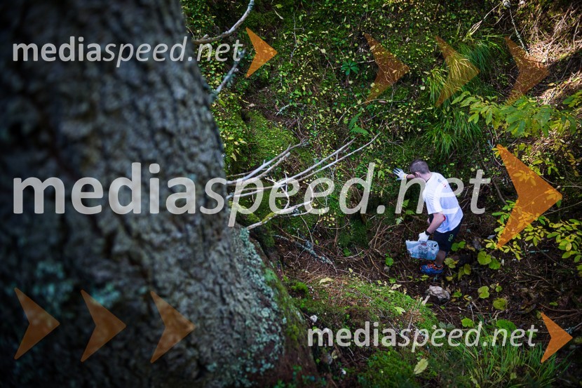 1. teden - Očistimo gore, zaključek akcije ZT - Jure MakovecLetno vinjeto 2014 prejme: Vika Remic!