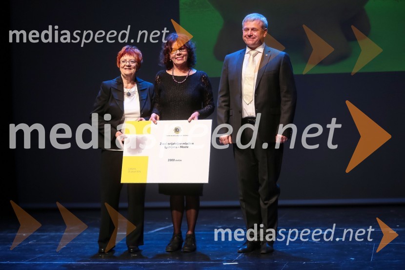  Erika Račič, ZPM Moste Polje;  Anita Ogulin, Zveza prijateljev mladine;  Tomaž Butina, predsednik Lions kluba LjubljanaVeliki dobrodelni Lions ples 2014