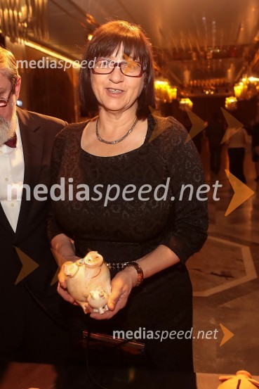  Breda Kutin, predsednica Zveze potrošnikov SlovenijeVeliki dobrodelni Lions ples 2014