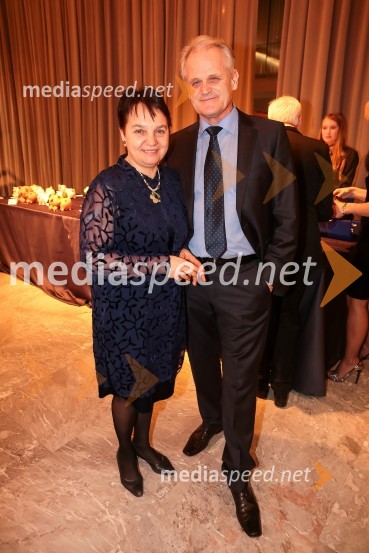  Vida  Petrovčič, članica Lions klub Ljubljana;  Janez ŽontarVeliki dobrodelni Lions ples 2014