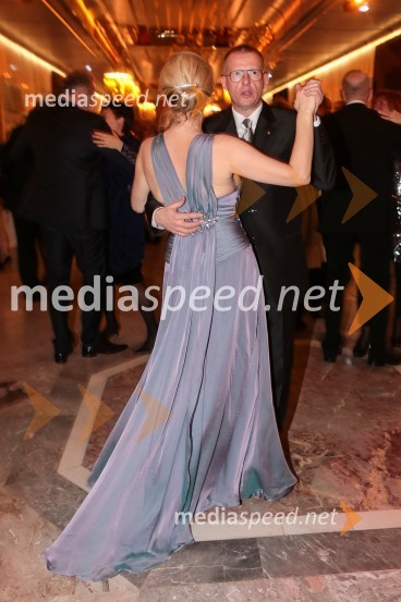  Aleksandra  Brank, vodja marketinga Bisnode d.o.o.;  Bojan Brank, Abena d.o.o.Veliki dobrodelni Lions ples 2014