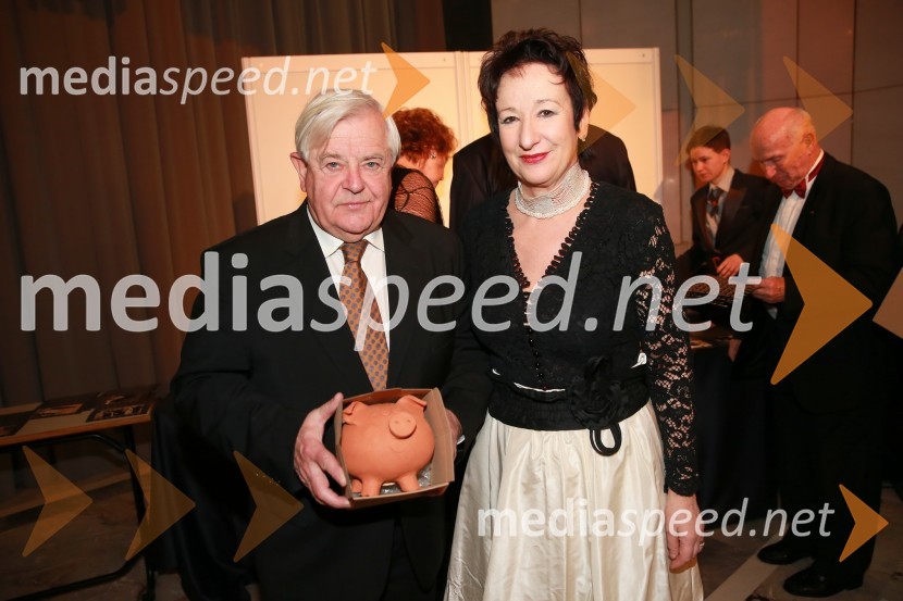  Milan Kučan, nekdanji predsednik Republike Slovenije;  Polona Vetrih, igralkaVeliki dobrodelni Lions ples 2014