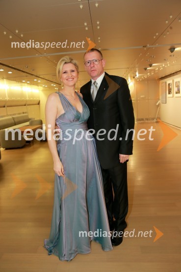  Aleksandra  Brank, vodja marketinga Bisnode d.o.o.;  Bojan Brank, Abena d.o.o.Veliki dobrodelni Lions ples 2014